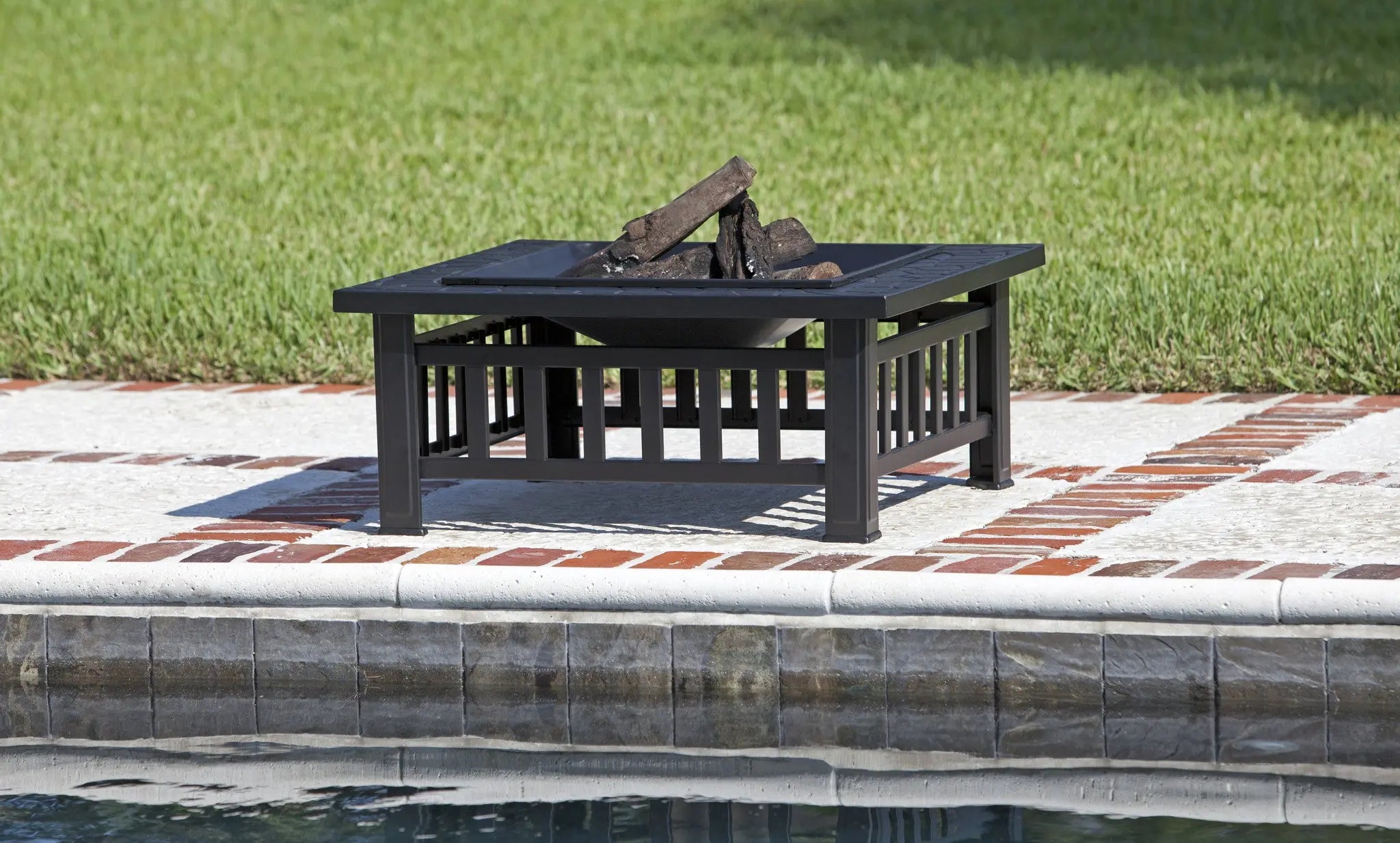 Stonemont Square Fire Pit - Fire Sense/Balkene Home